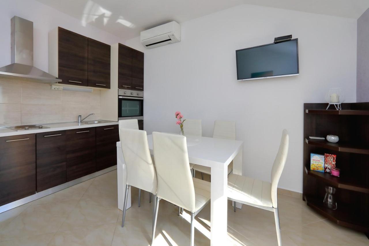 Appartement Bane Dvori à Bibinje Extérieur photo
